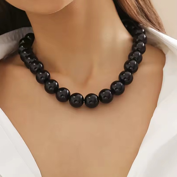 Zara Jewelry - Black Beaded Choker Necklace Trending